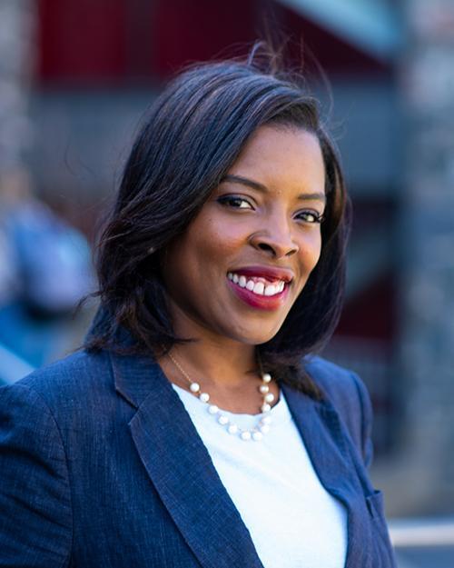 Picture of Taina Mcfield